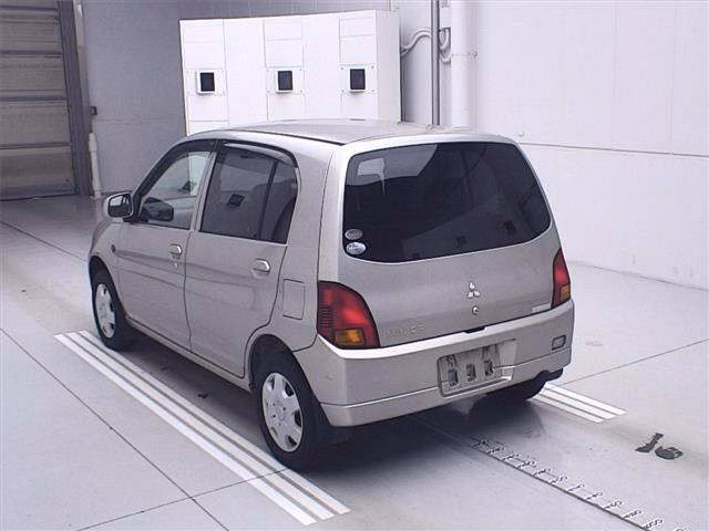 Mitsubishi Minica
