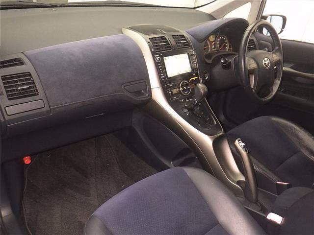 Toyota Blade