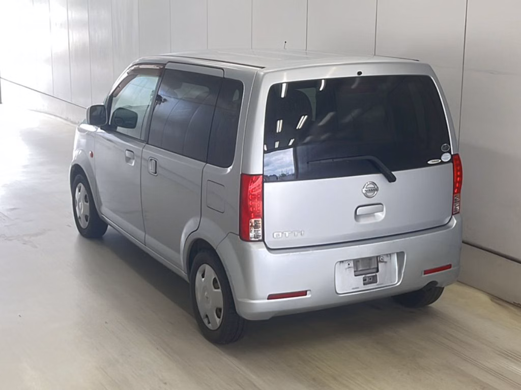 Nissan Otti