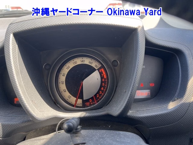 TOYOTA IST