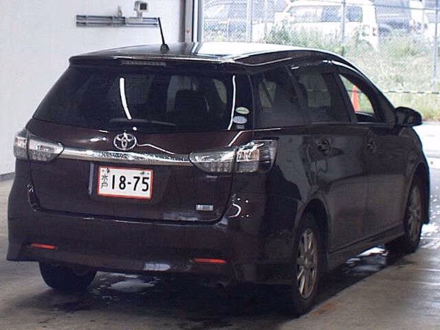 TOYOTA WISH