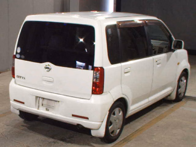 Nissan Otti