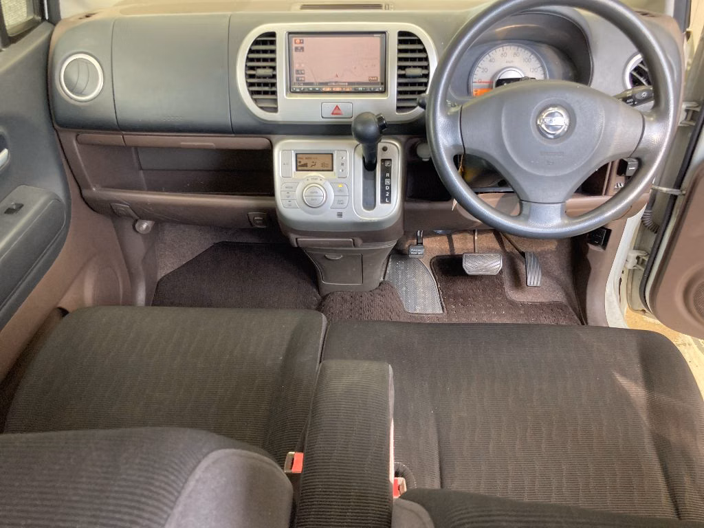 NISSAN MOCO
