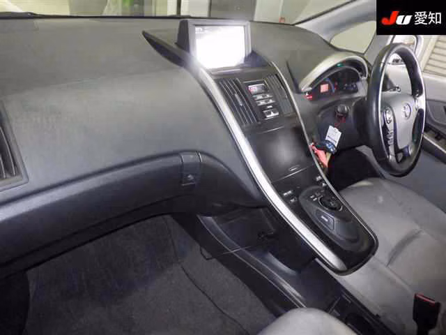 TOYOTA SAI