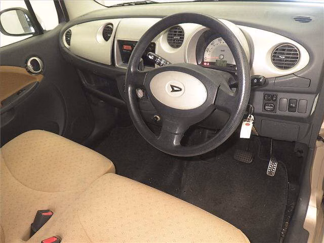 Daihatsu Move Latte