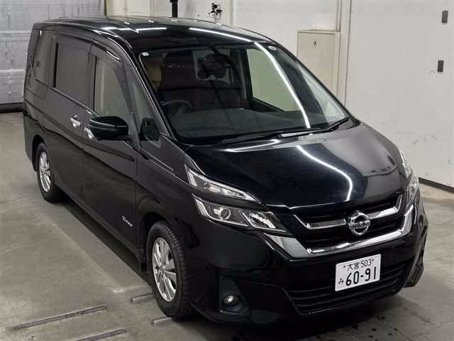 NISSAN SERENA