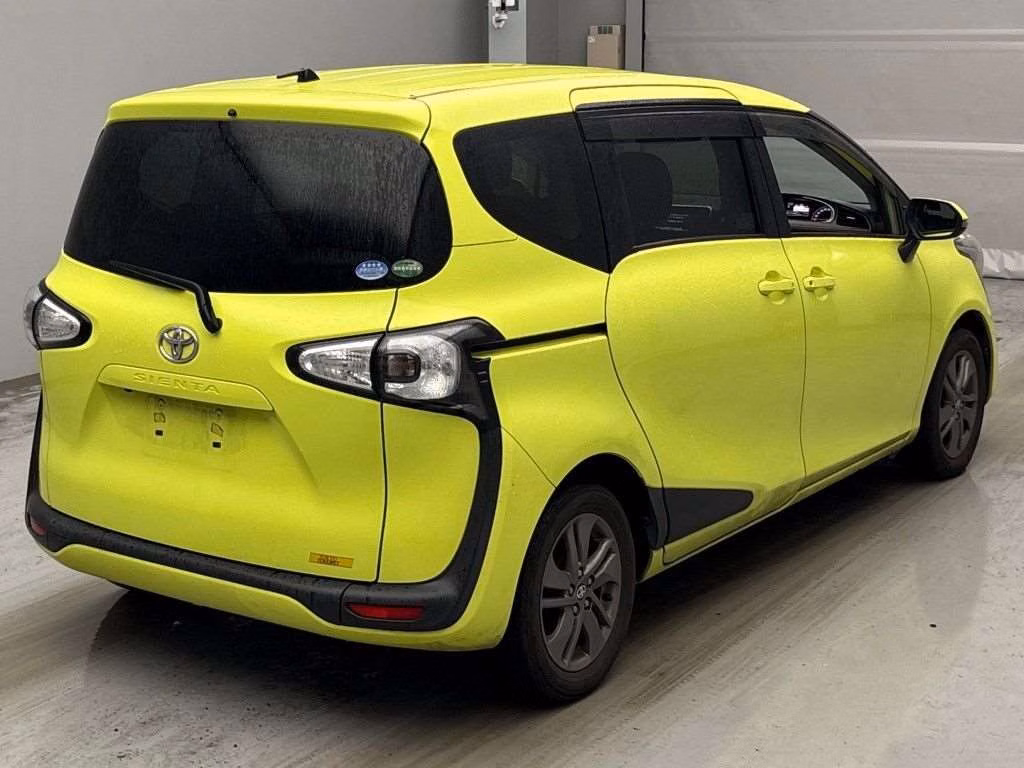 TOYOTA SIENTA