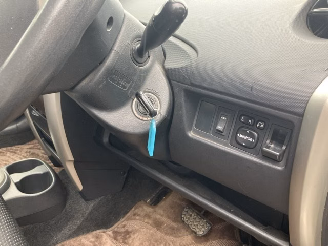TOYOTA IST