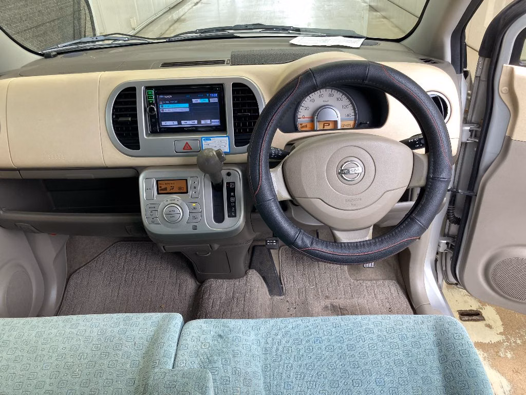 NISSAN MOCO