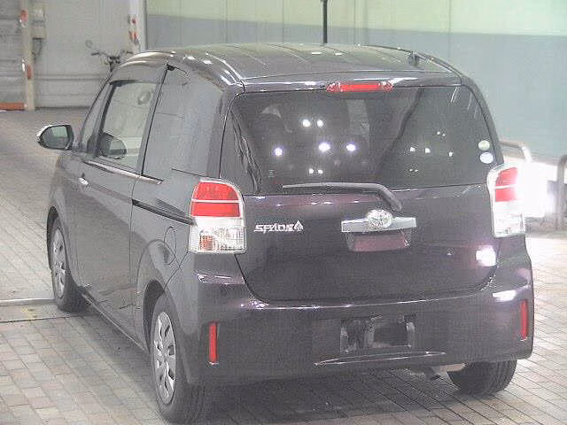TOYOTA SPADE