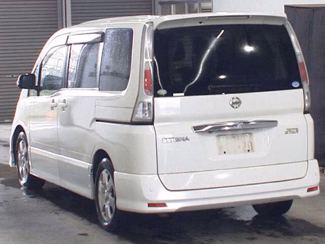 NISSAN SERENA