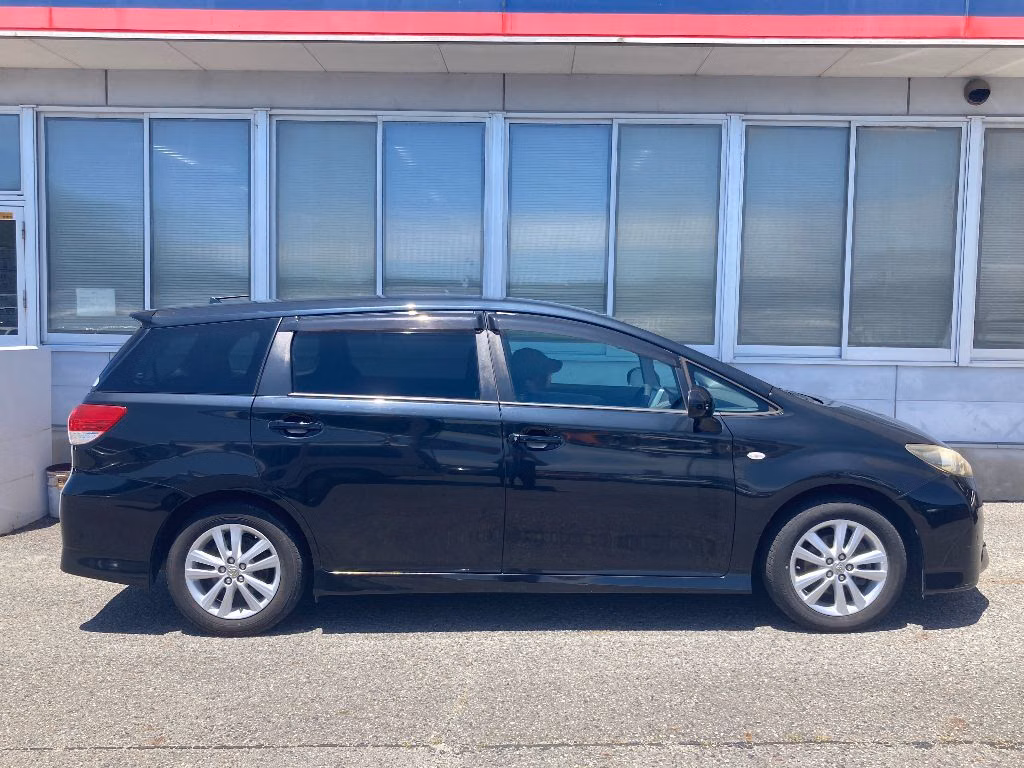 TOYOTA WISH