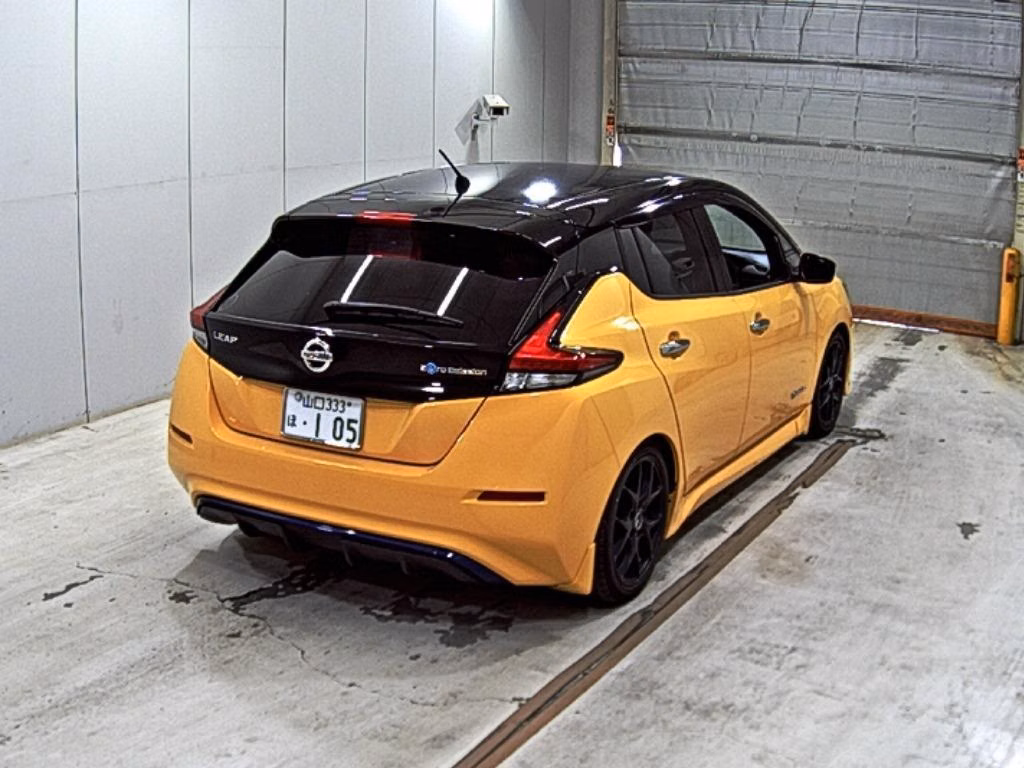NISSAN LEAF