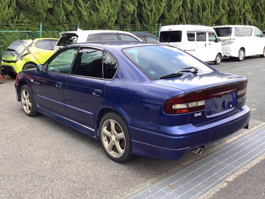 Subaru Legacy B4