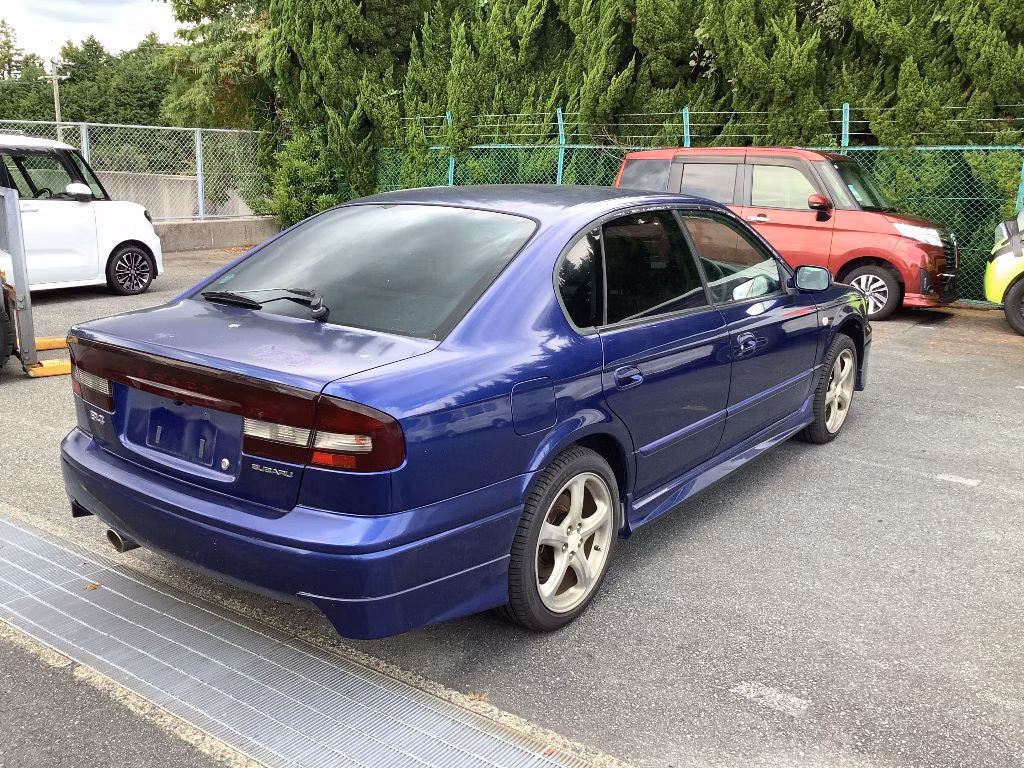 Subaru Legacy B4