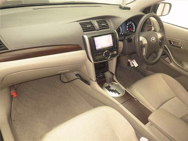 Toyota Premio