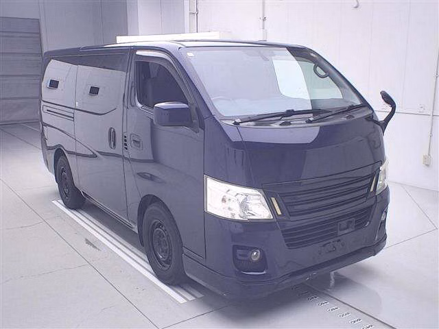 NISSAN NV350 CARAVAN