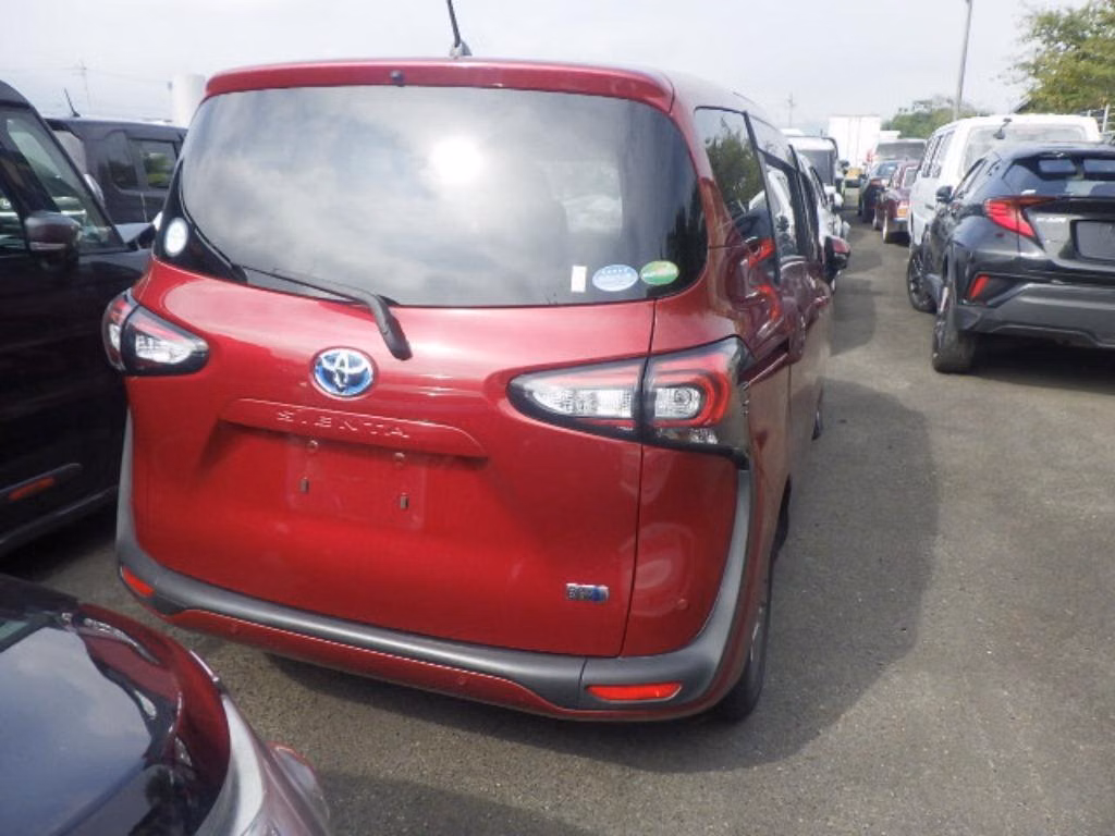 TOYOTA SIENTA