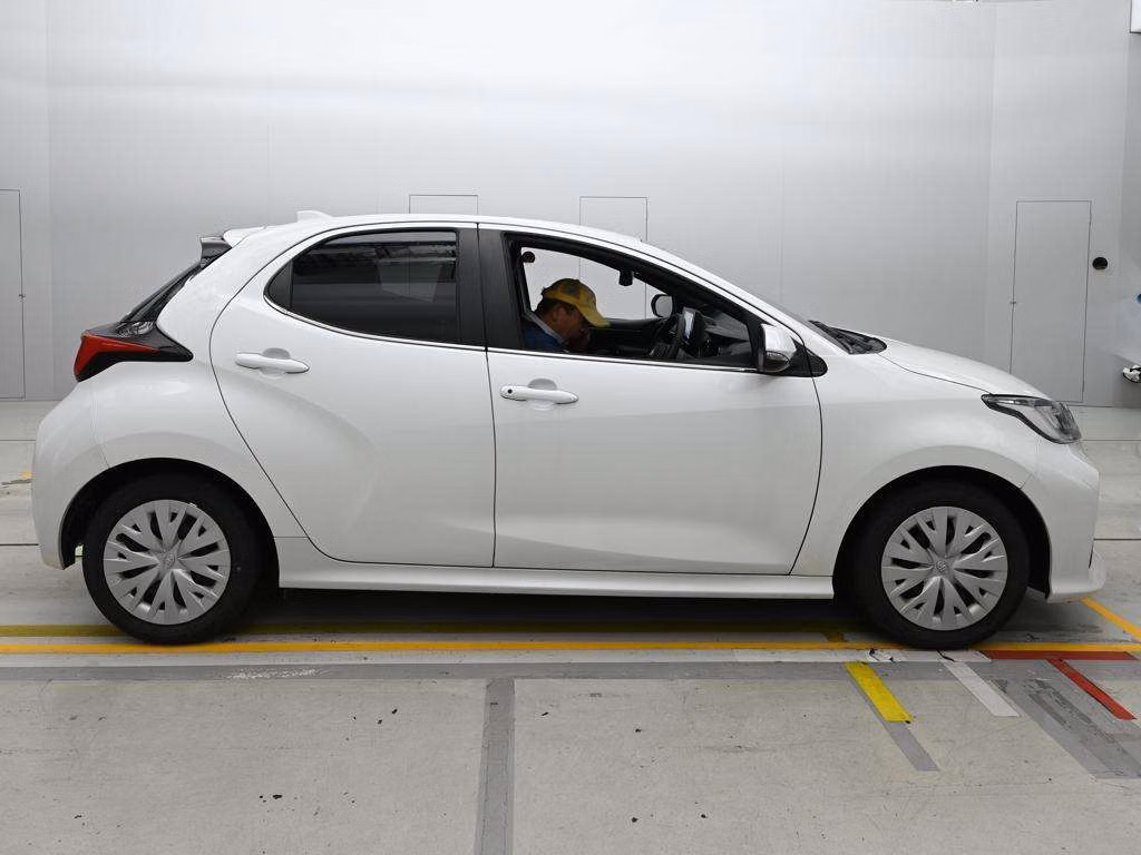 TOYOTA YARIS