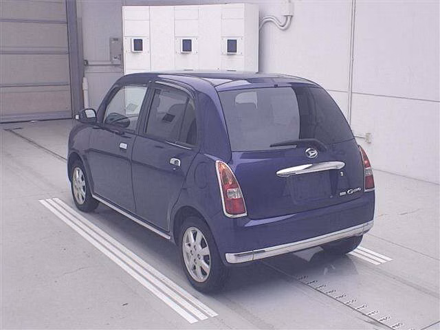 Daihatsu Mira Gino