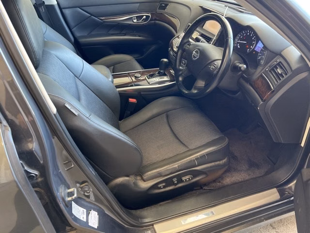 Nissan Fuga