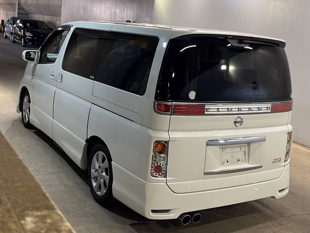 Nissan Elgrand