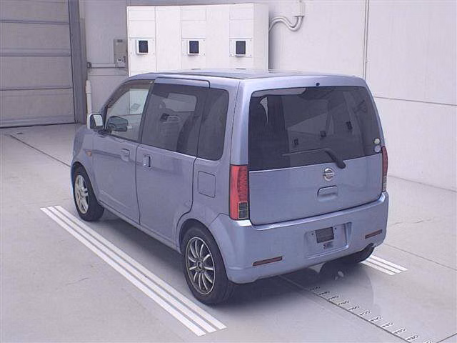Nissan Otti