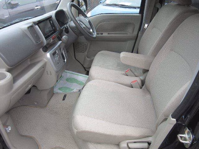 MITSUBISHI TOWN BOX