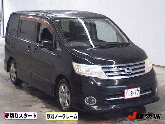 NISSAN SERENA