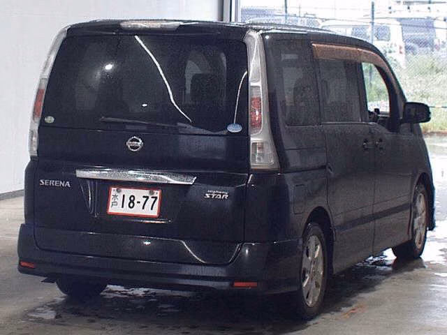 NISSAN SERENA