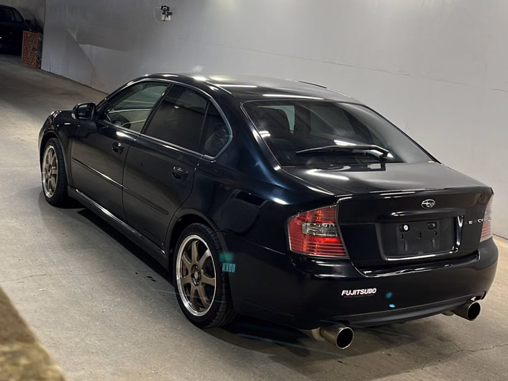 Subaru Legacy B4