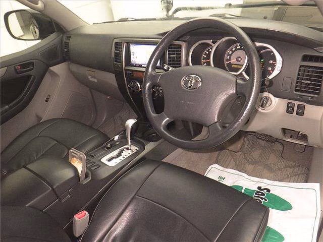 TOYOTA HILUX SURF