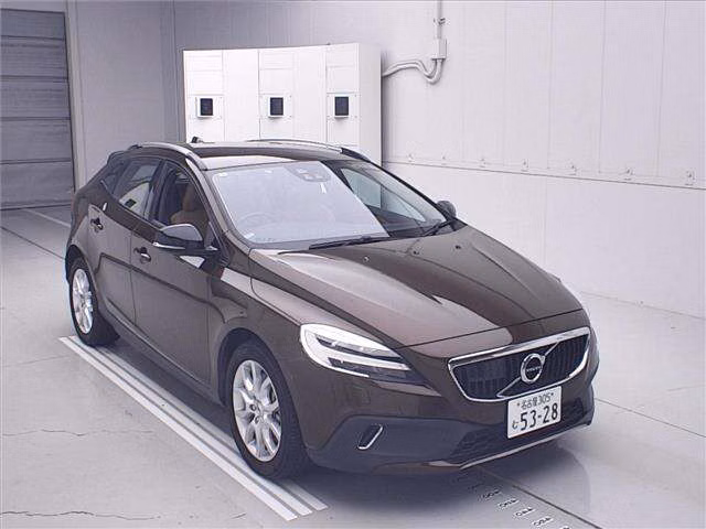Volvo V40