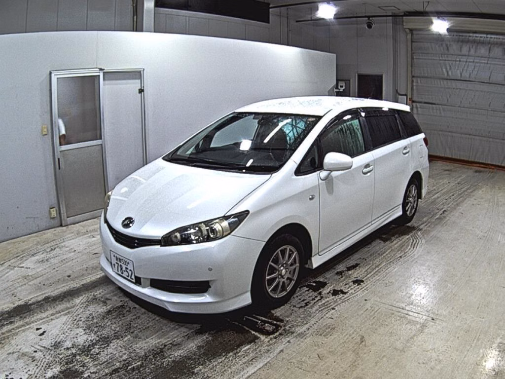 TOYOTA WISH