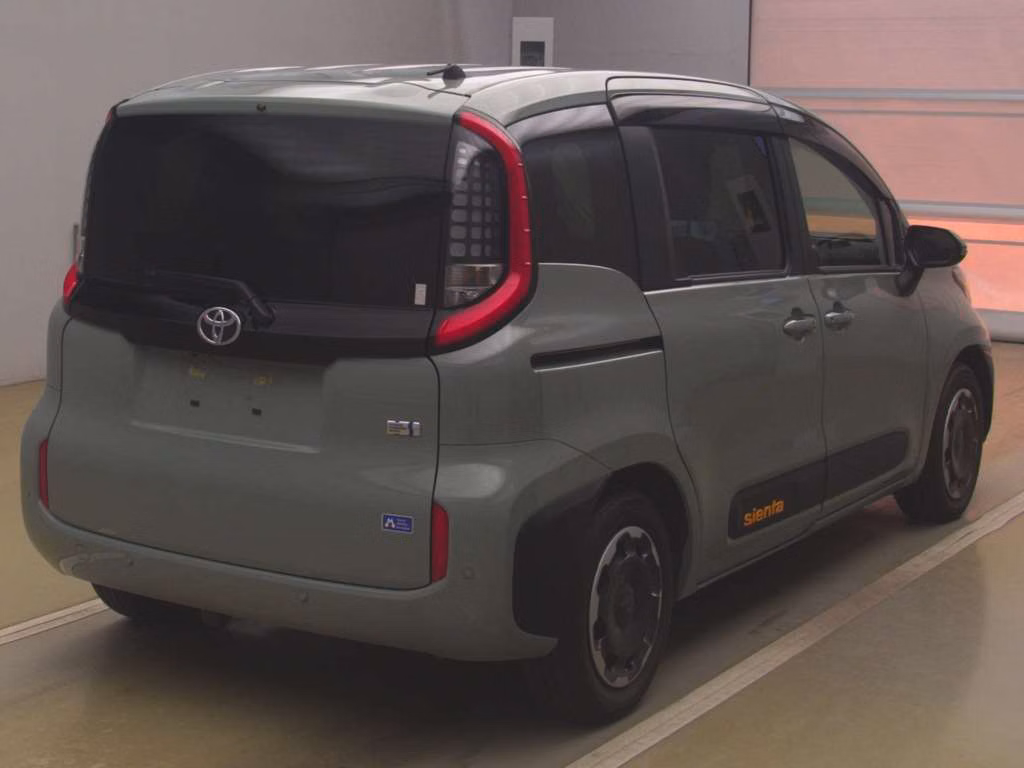 TOYOTA SIENTA