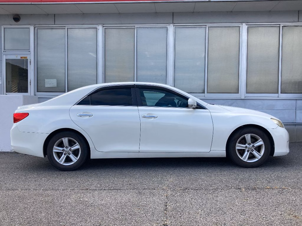 TOYOTA MARK X