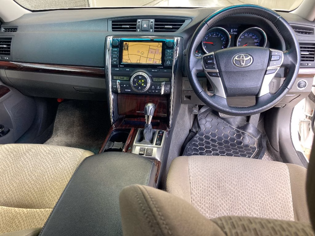TOYOTA MARK X