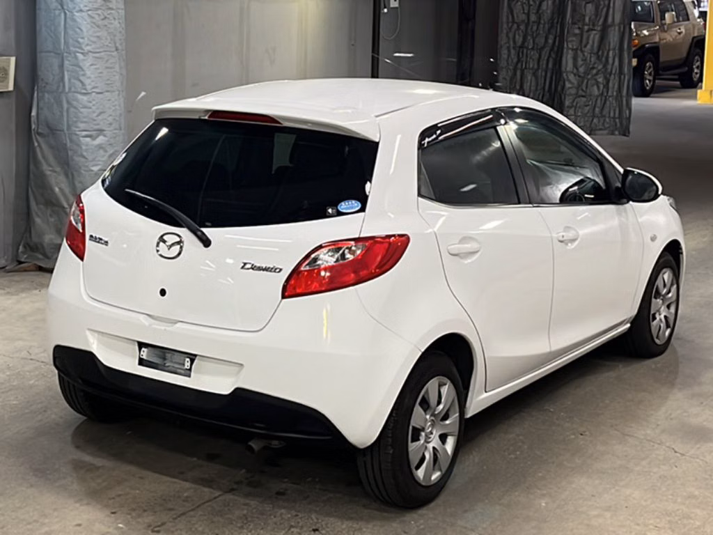MAZDA DEMIO