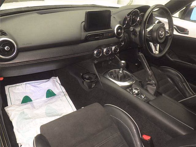 MAZDA ROADSTER