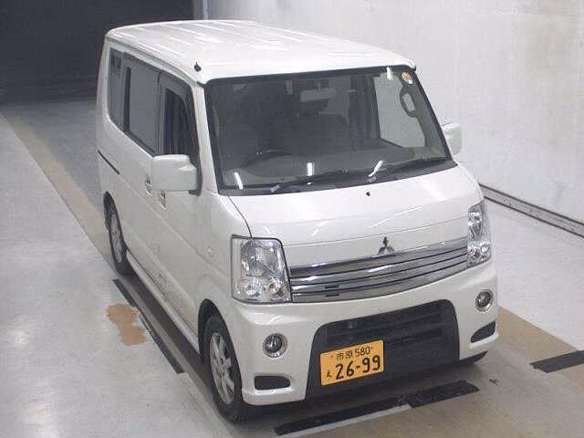 MITSUBISHI TOWN BOX