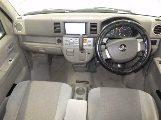 MITSUBISHI TOWN BOX