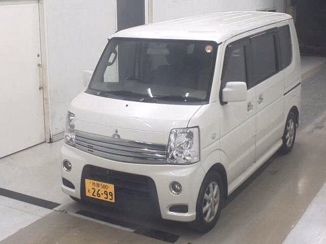 MITSUBISHI TOWN BOX