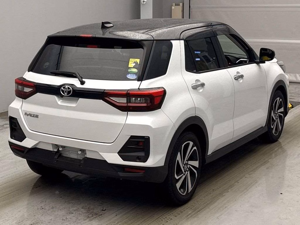 TOYOTA RAIZE