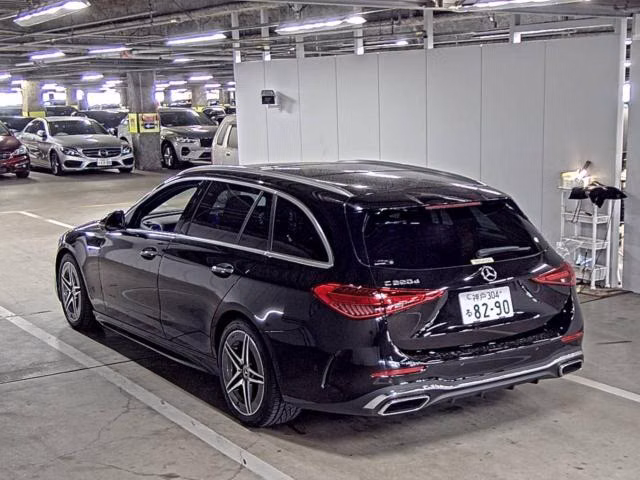 MERCEDES-BENZ C-CLASS