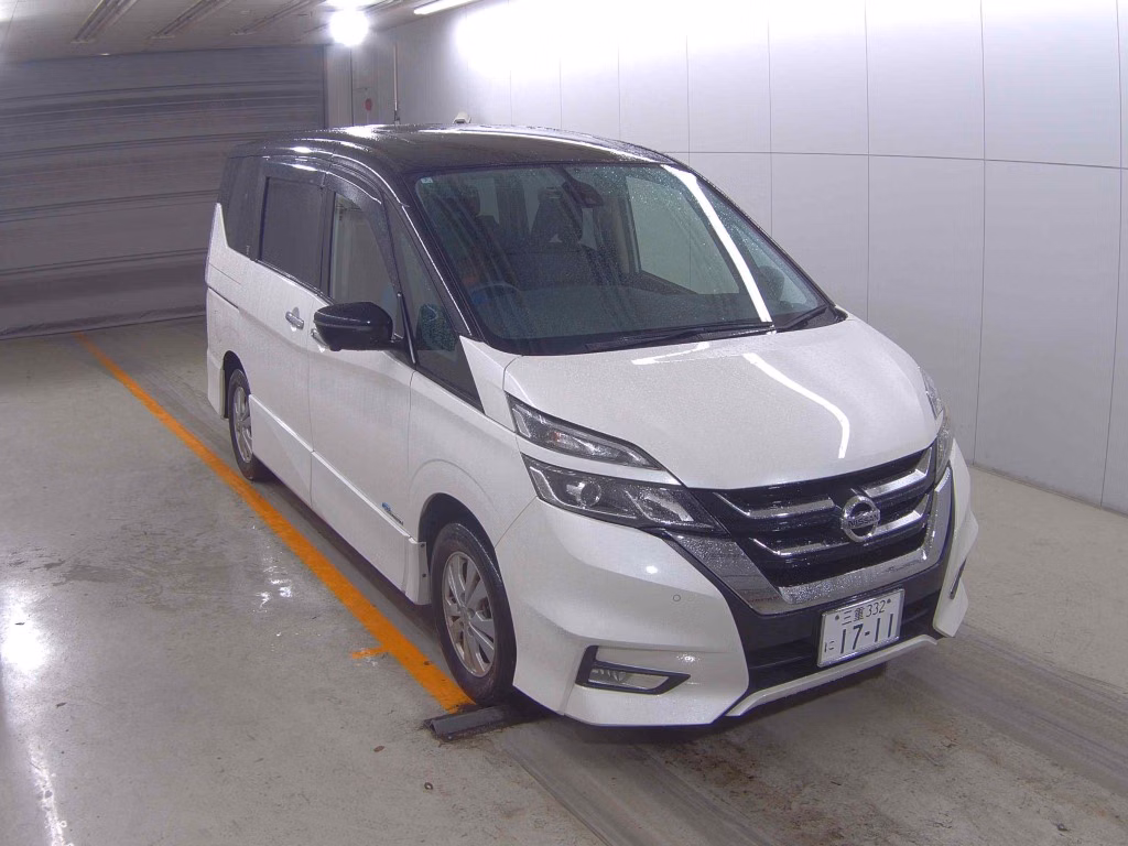 NISSAN SERENA