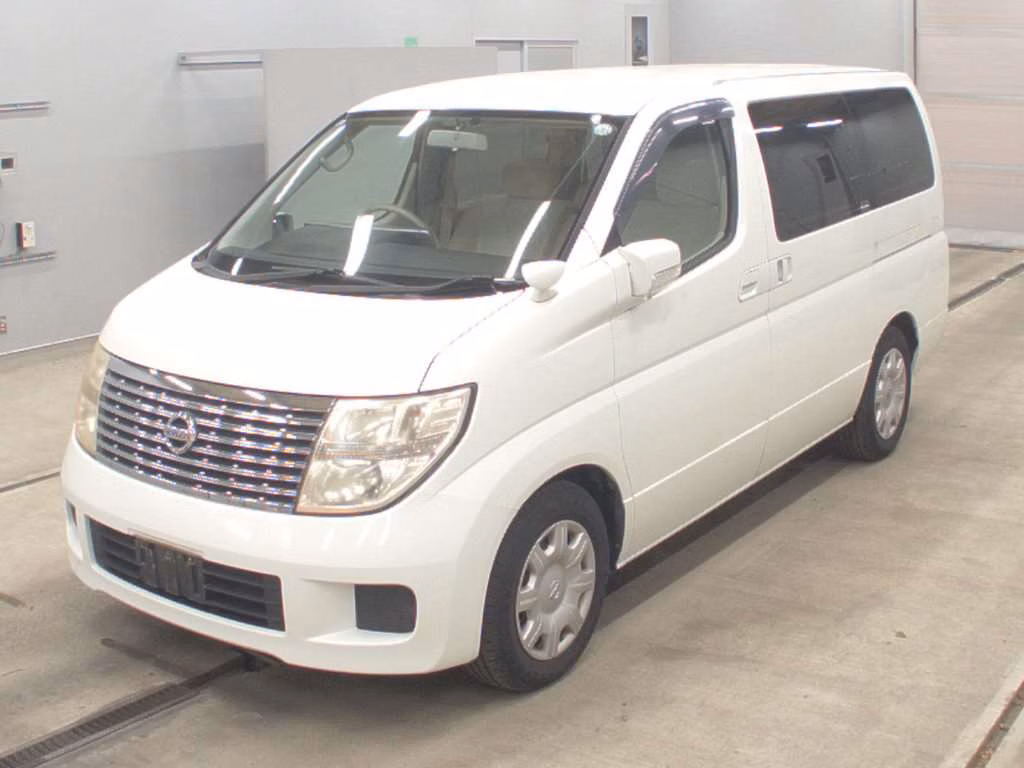 NISSAN ELGRAND