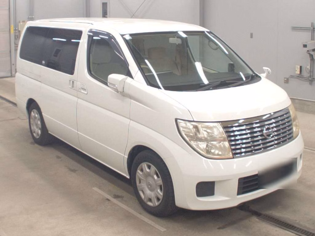 NISSAN ELGRAND