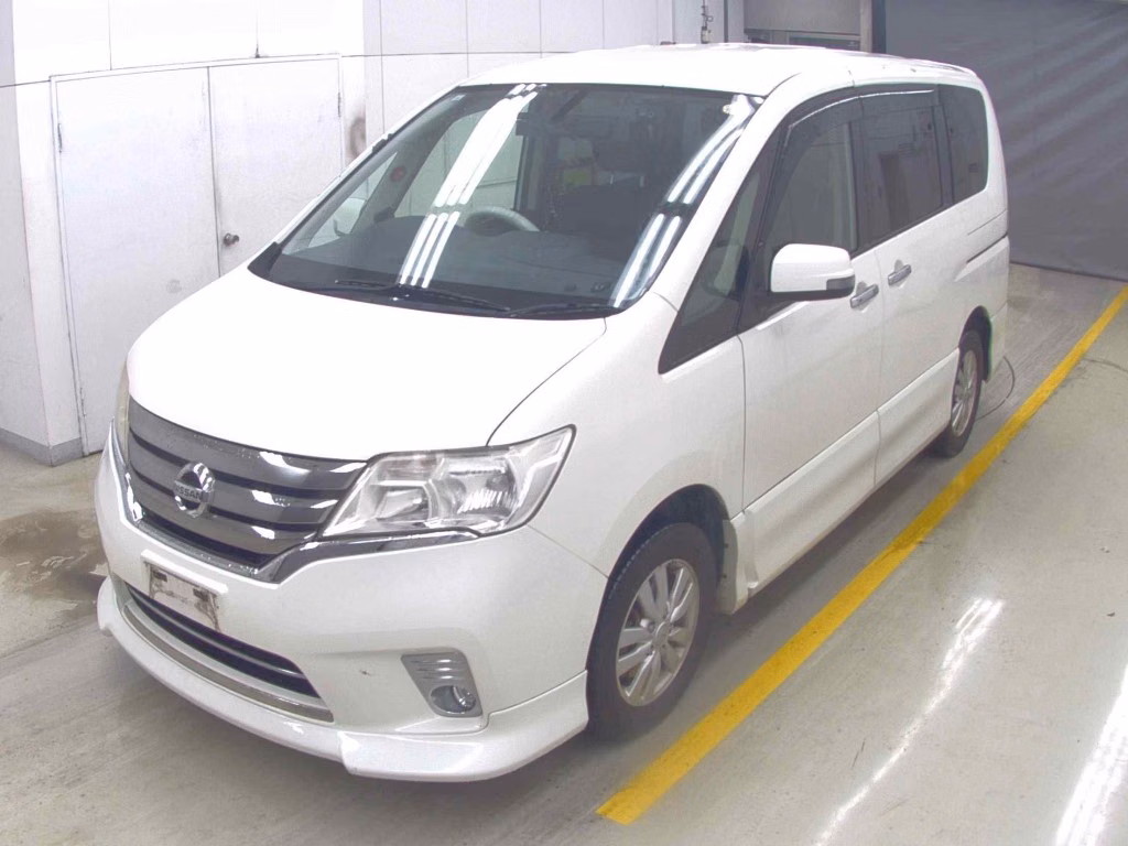NISSAN SERENA