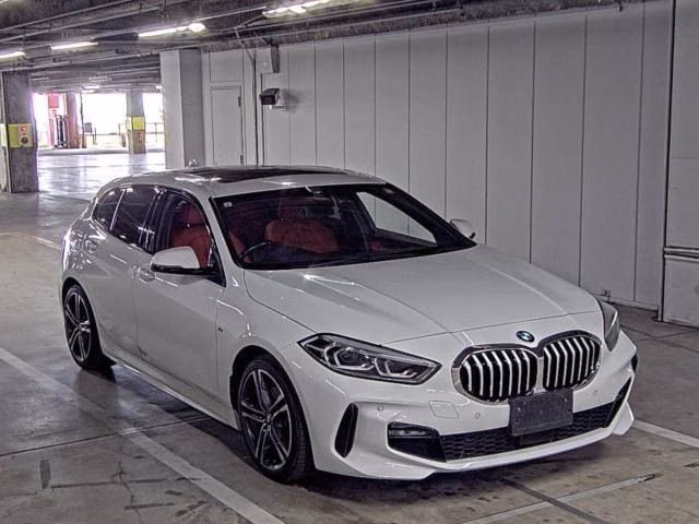 BMW 1-SERIES