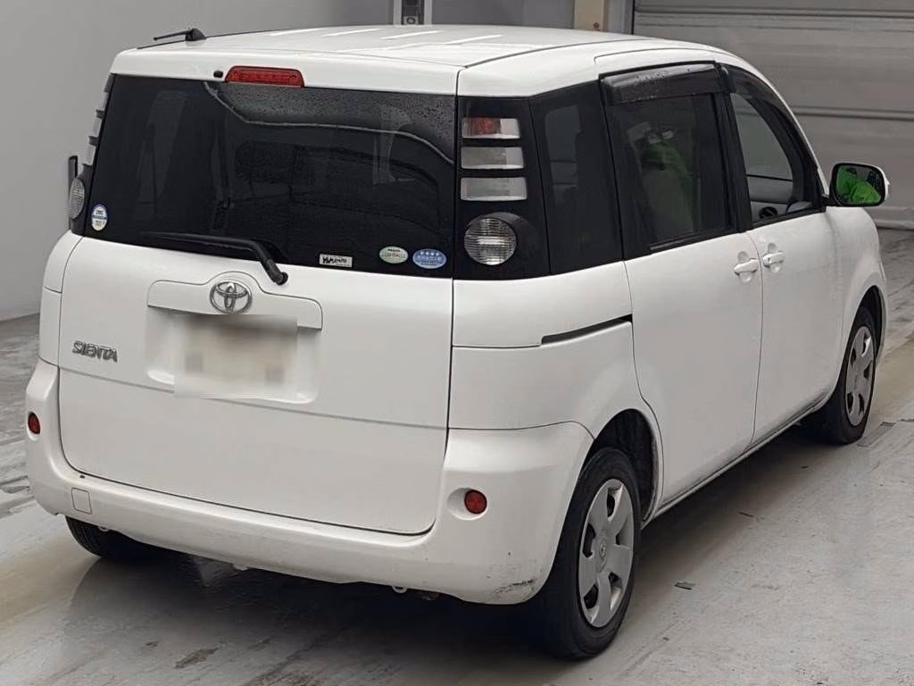 TOYOTA SIENTA
